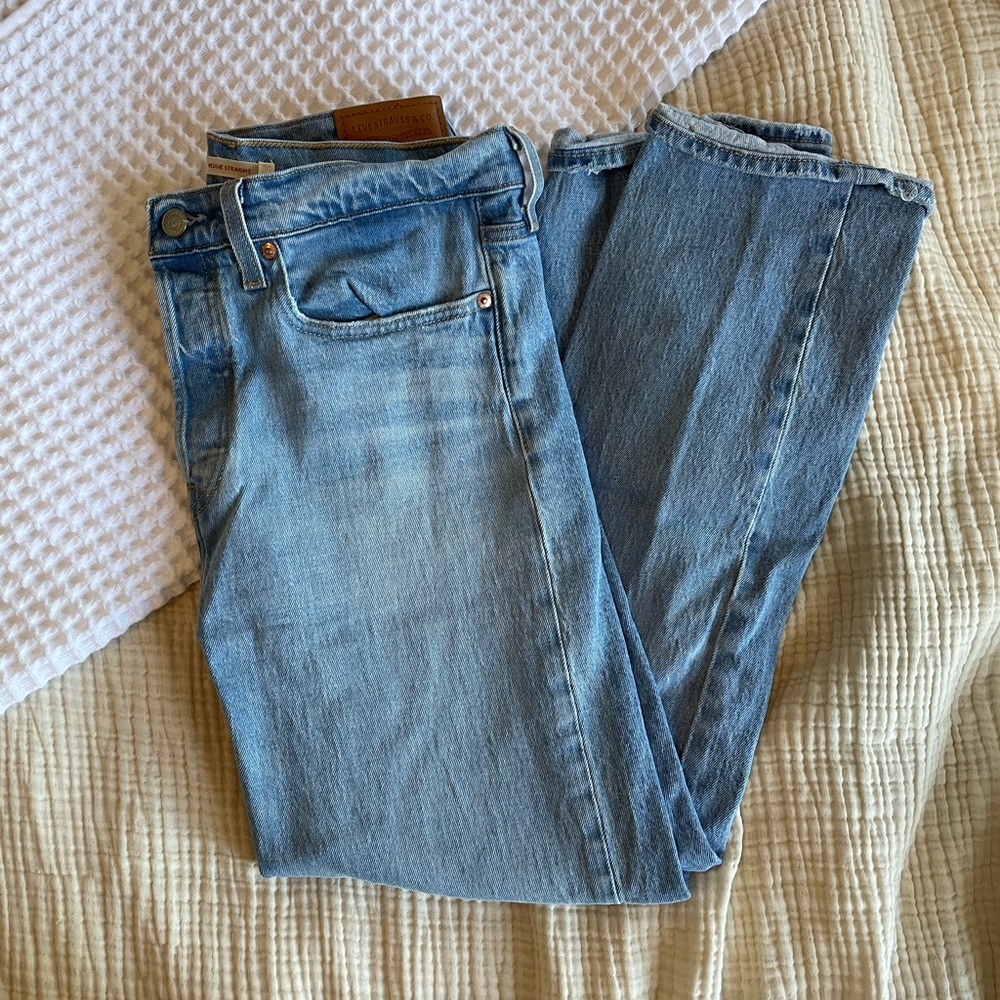 LEVI wedgie straight high waisted jean